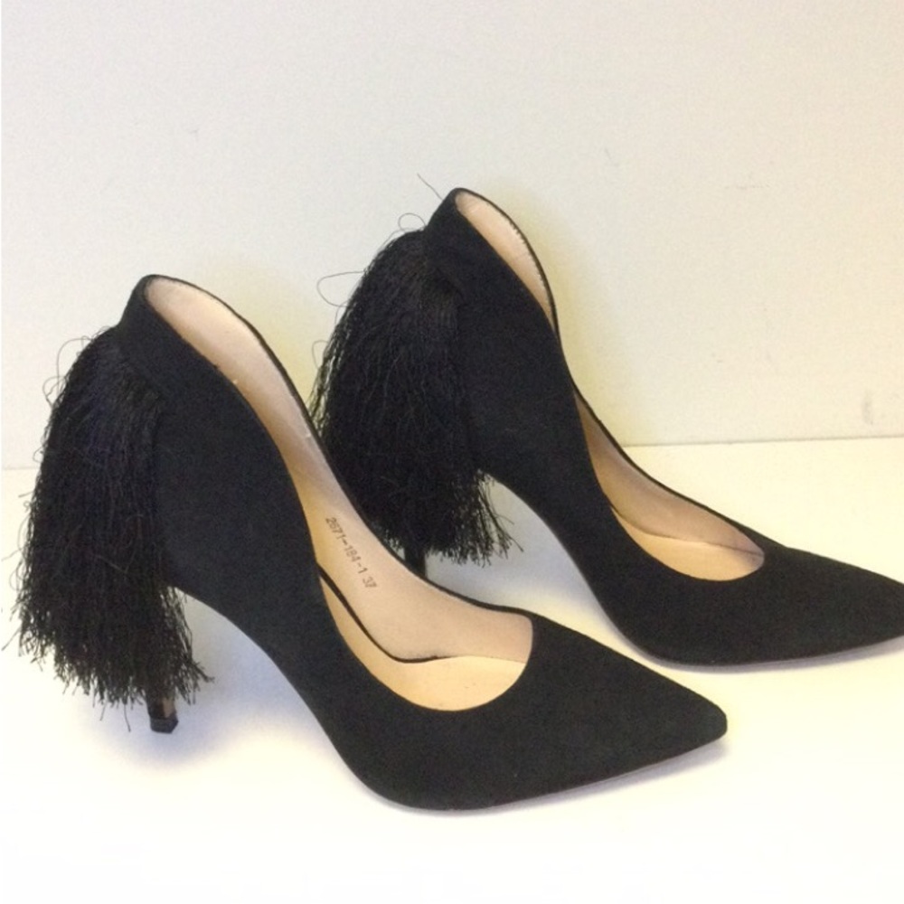 Heels - Picture 3 of 8